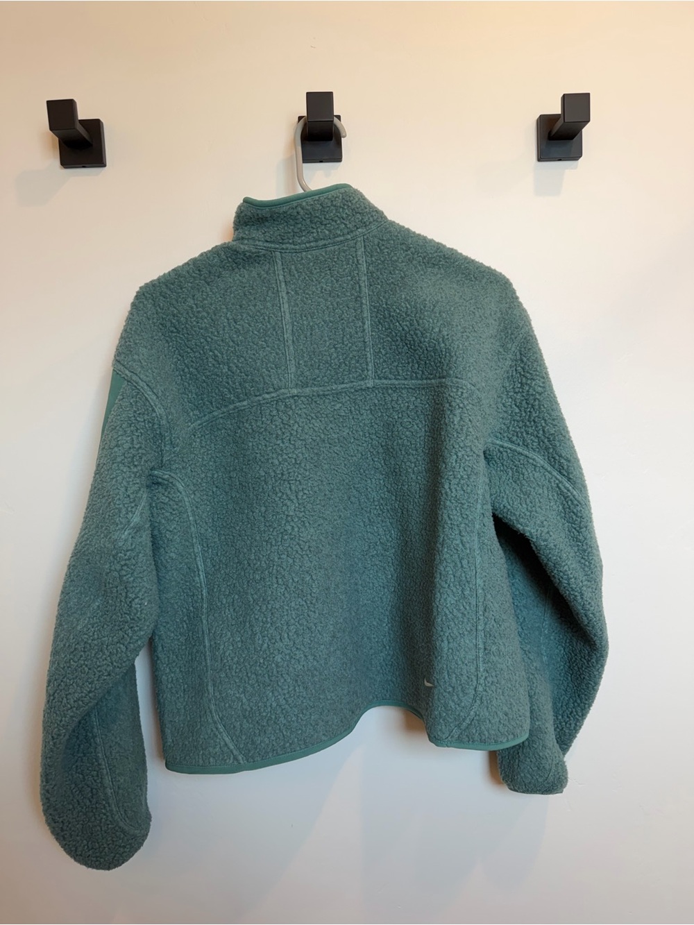 Nike ACG Women's Teal Teddy Fleece Jacket - Picture 4 of 4